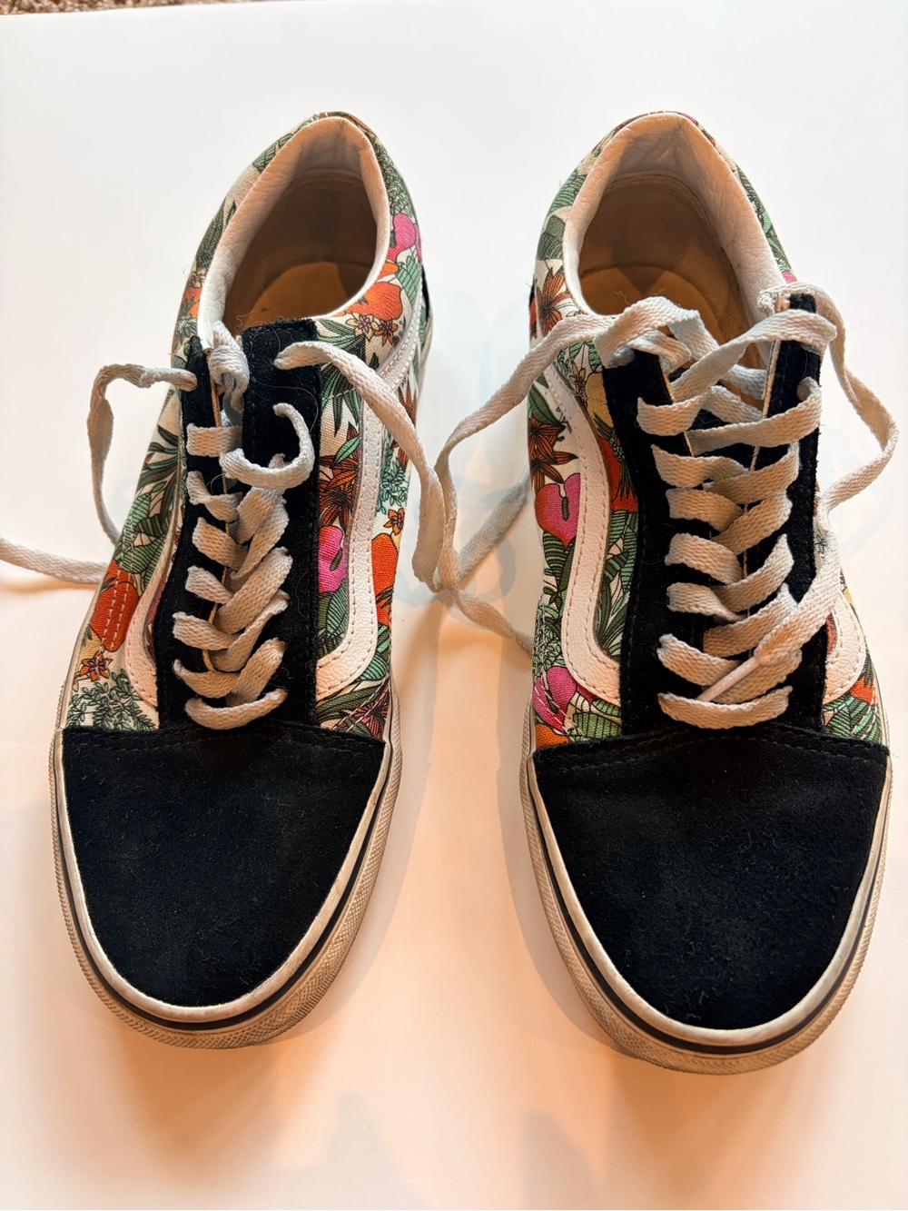Vans Women's Black Suede Floral-Print Low Top Sneakers